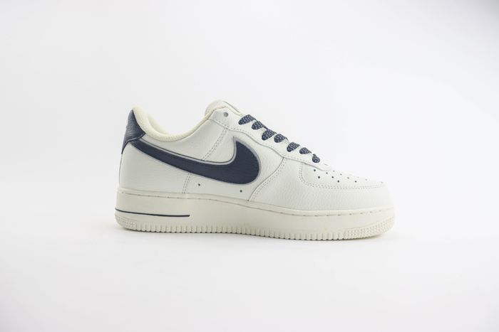 Nike Air Force 1 Low x NYC 