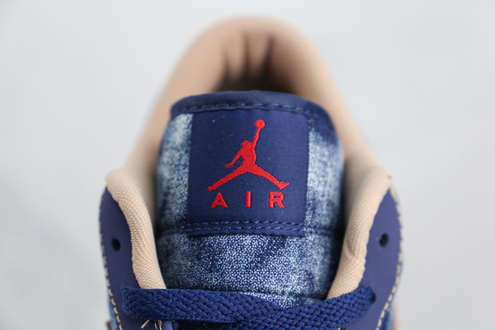 Jordan 1 Low SE Denim