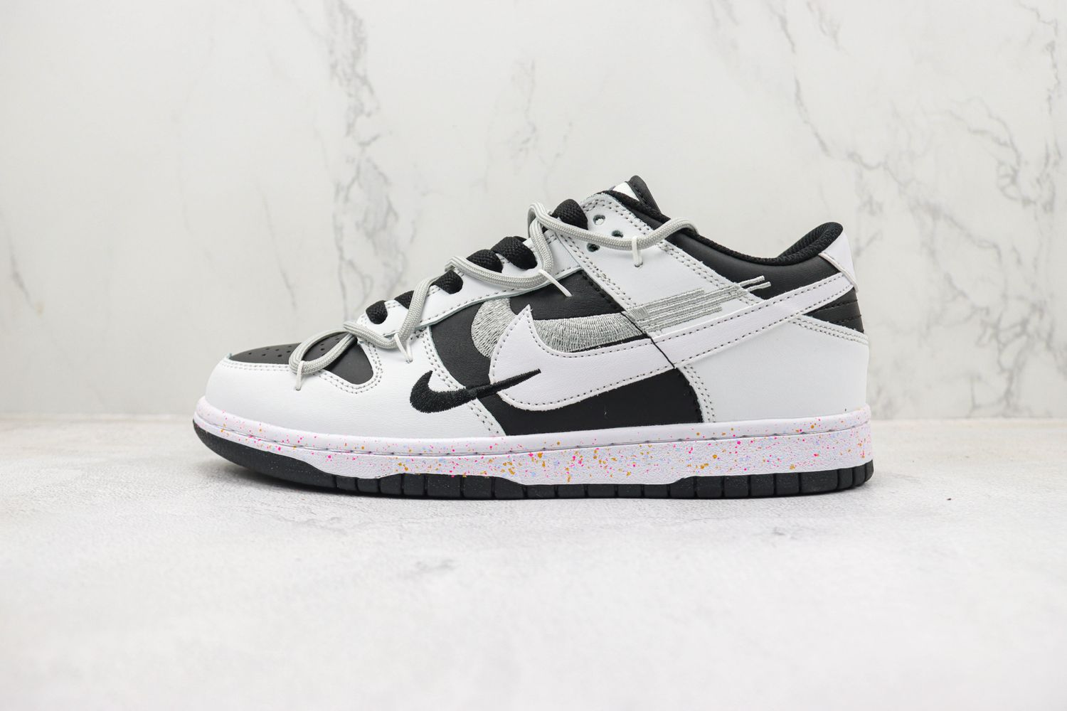  NK SB Dunk Low 107