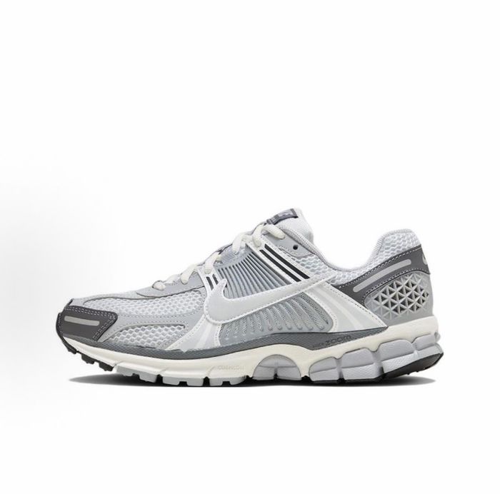 Nike Vomero 5 ‘Platinum Silver‘