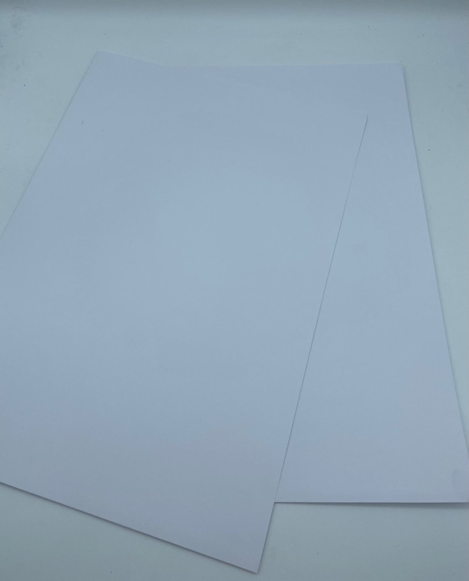 Модны хээтэй цаас 300 гр цагаан шар