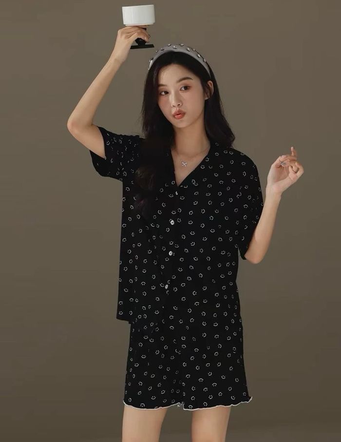 Short smile pajama