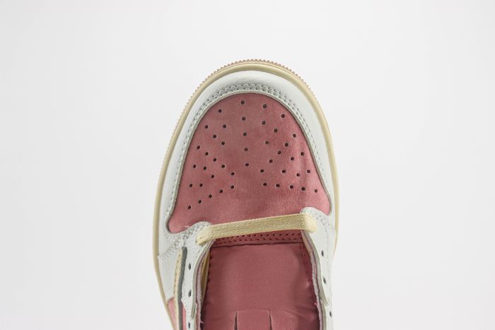 Travis Scott x Air Jordan 1 Low OG “Shy Pink”