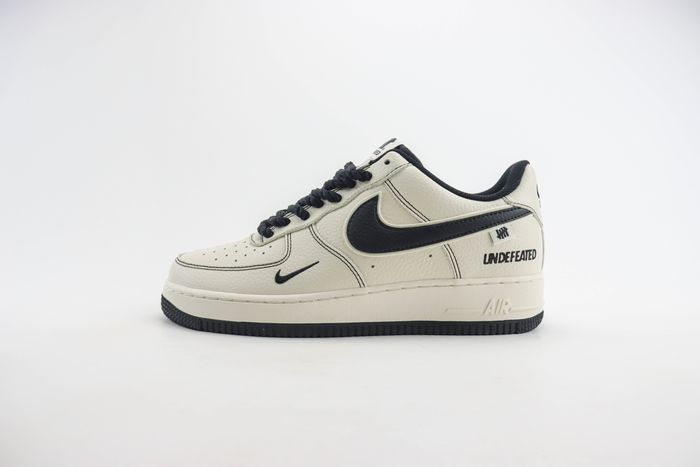 Nike Air Force 1 Low x Undefeated 21