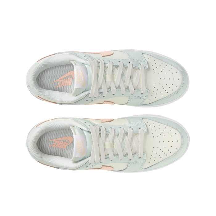 Nike Dunk Low Barely Green