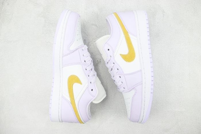 Air Jordan 1 Low Barely Grape 