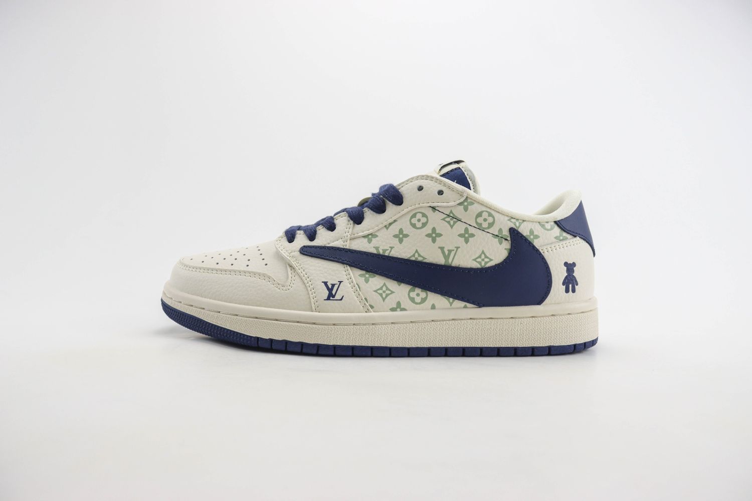 Travis Scott x Nike Air Jordan 1 Low x Louis Vuitton 29