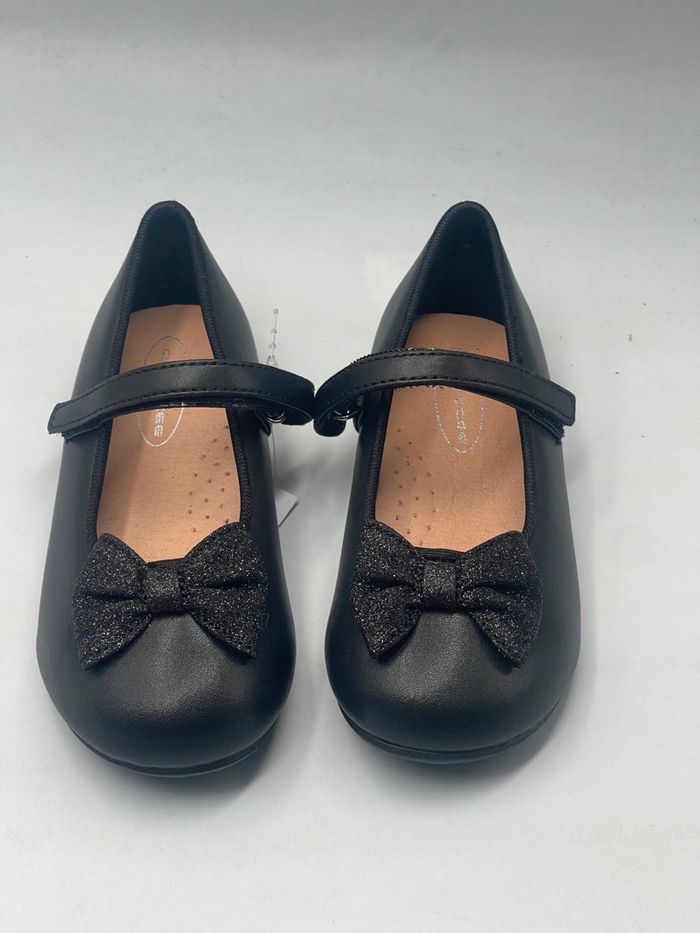 Olicecee black