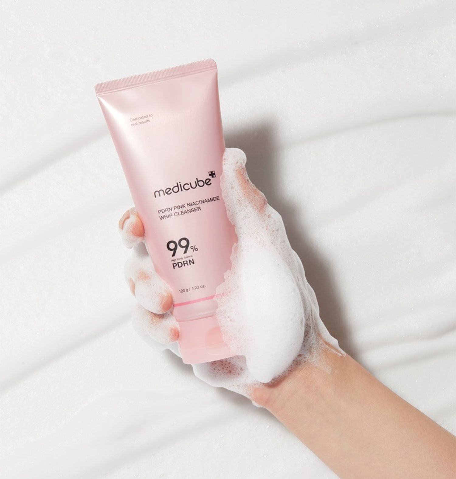 Medicube PDRN Pink cleanser