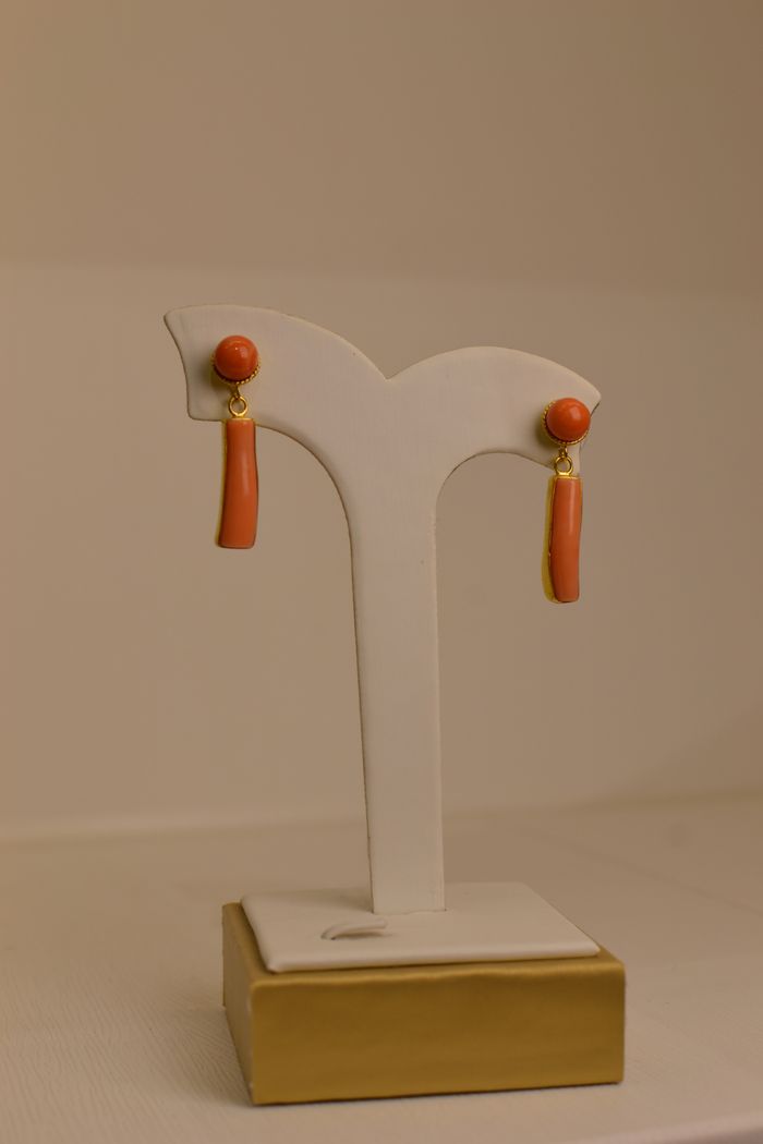 шүрэн ээмэг