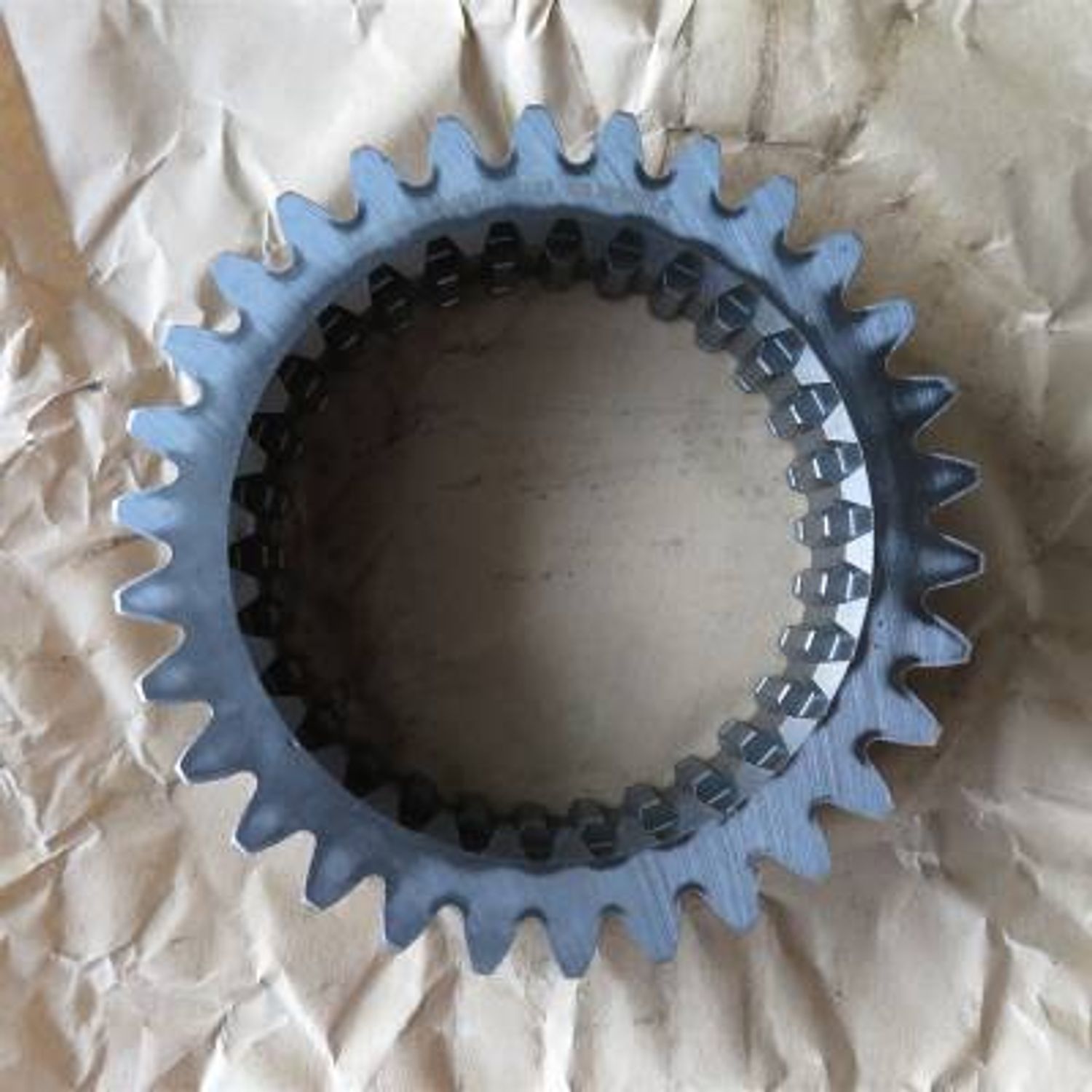 One-Axis Gear, 2-р голын 1-р араа