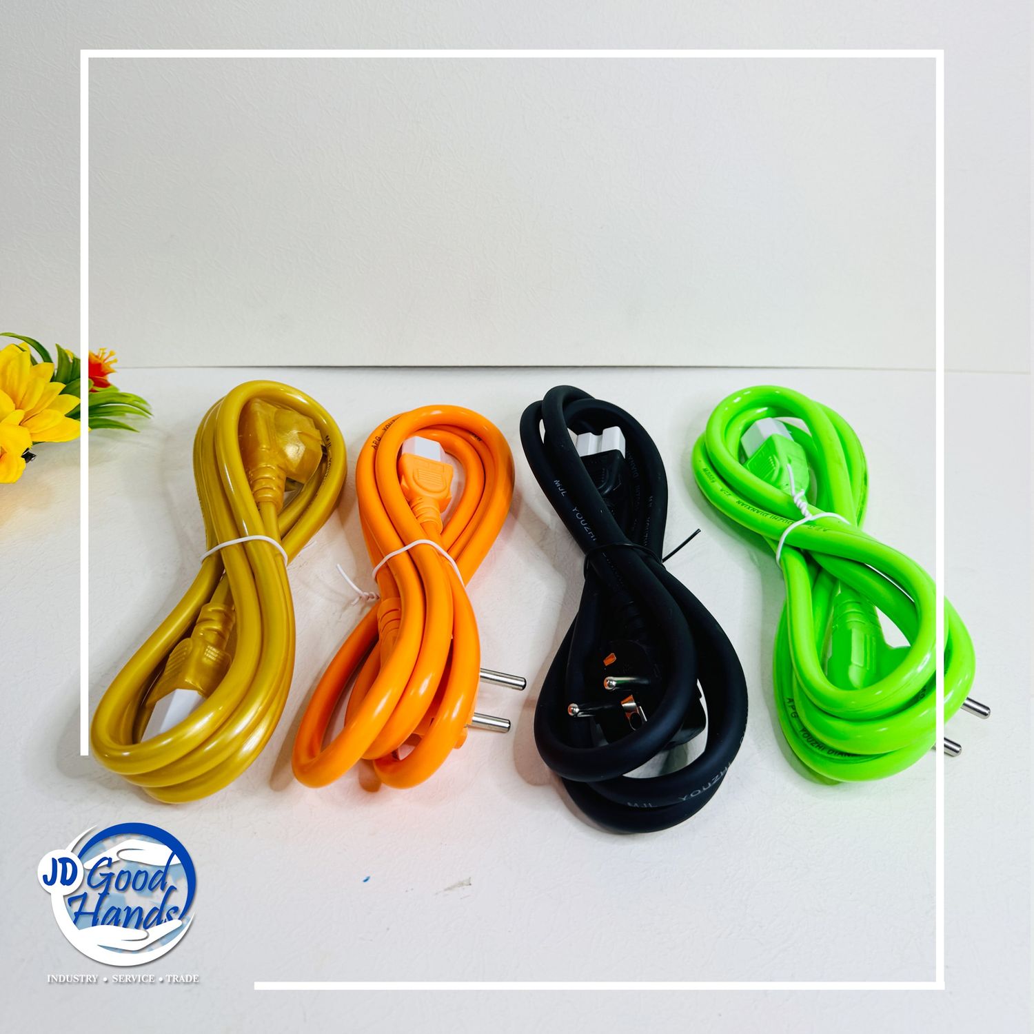 Халуун тогоооны залгуур- сайн AKG -3ш