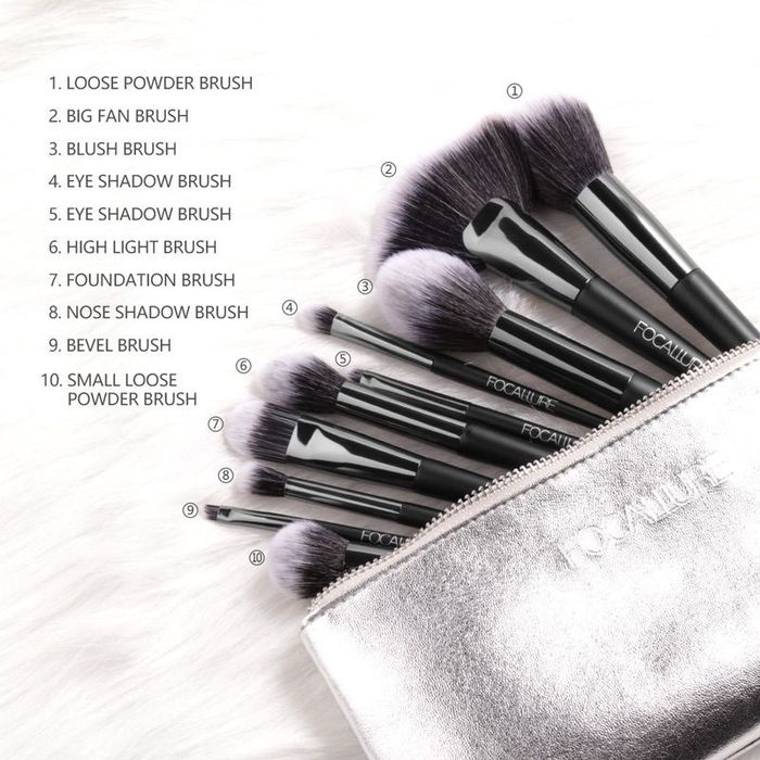 https://cdn.zochil.shop/fb870fa7-69ba-4dc8-93a2-8970e78e90a6_t700.jpg