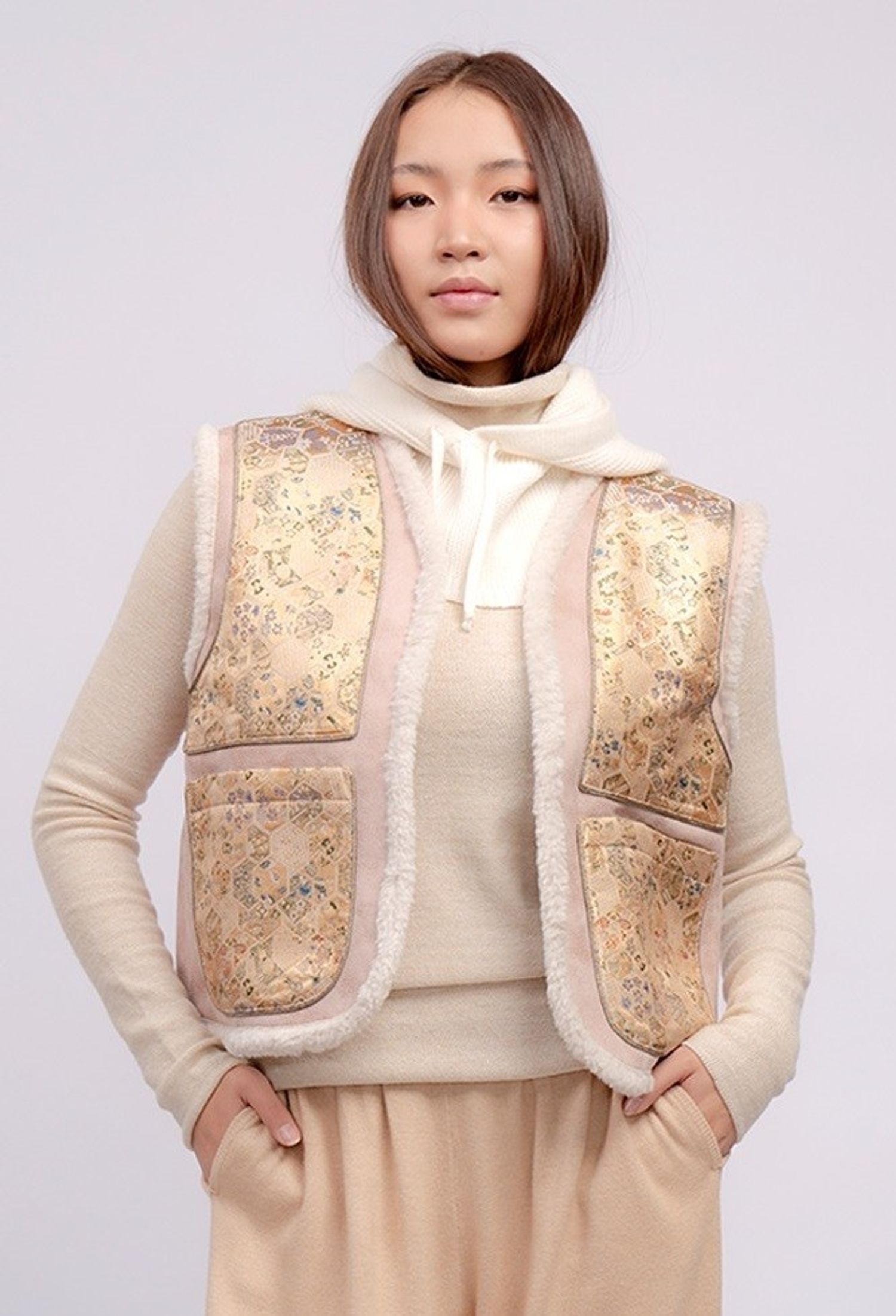 торгон энгэртэй нэхий хантааз