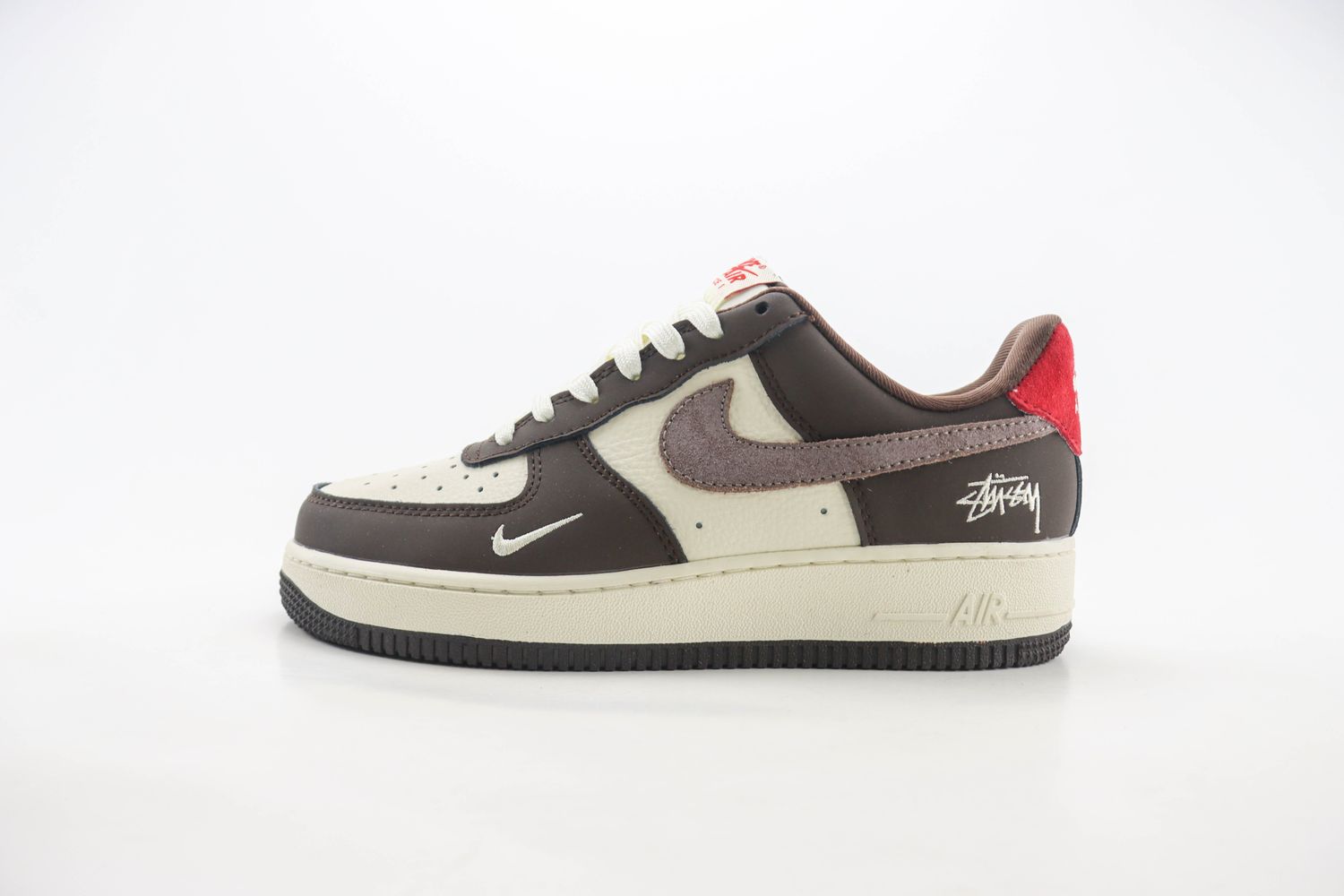 Nike Air Force 1 Low x Stussy 27