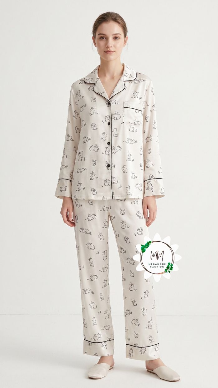 Rabbit silk pajama 