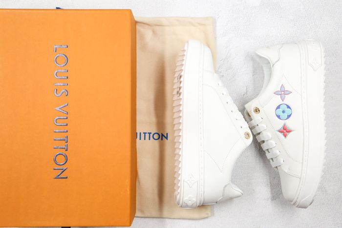 louis Vuitton Sneakers  Women