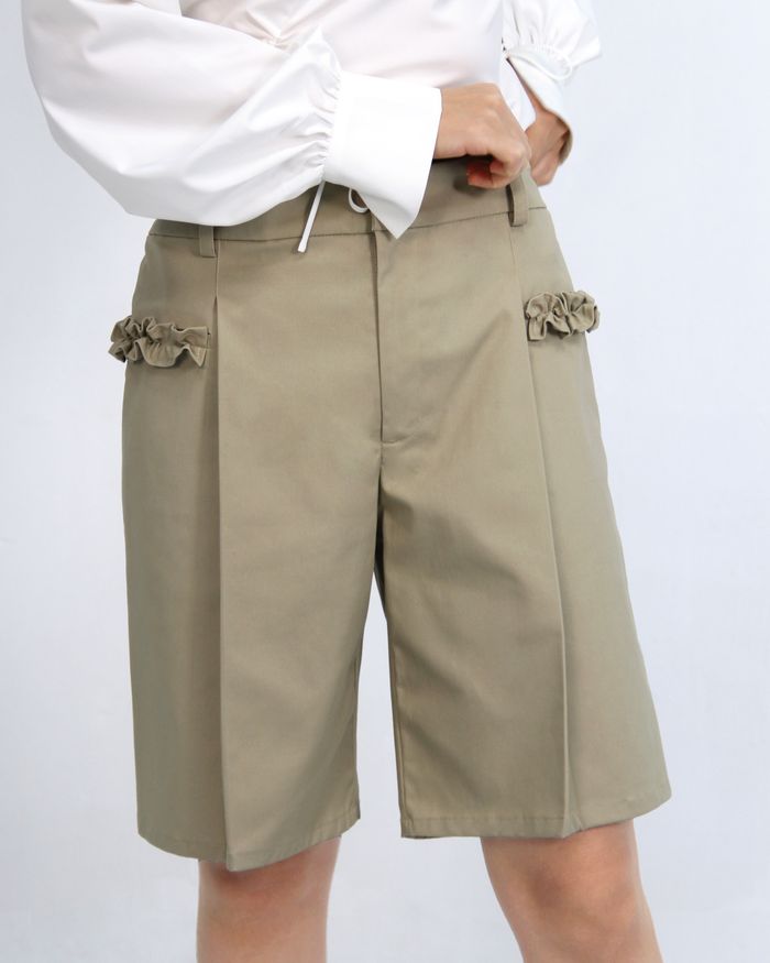 Frill Pocket Bermuda Shorts
