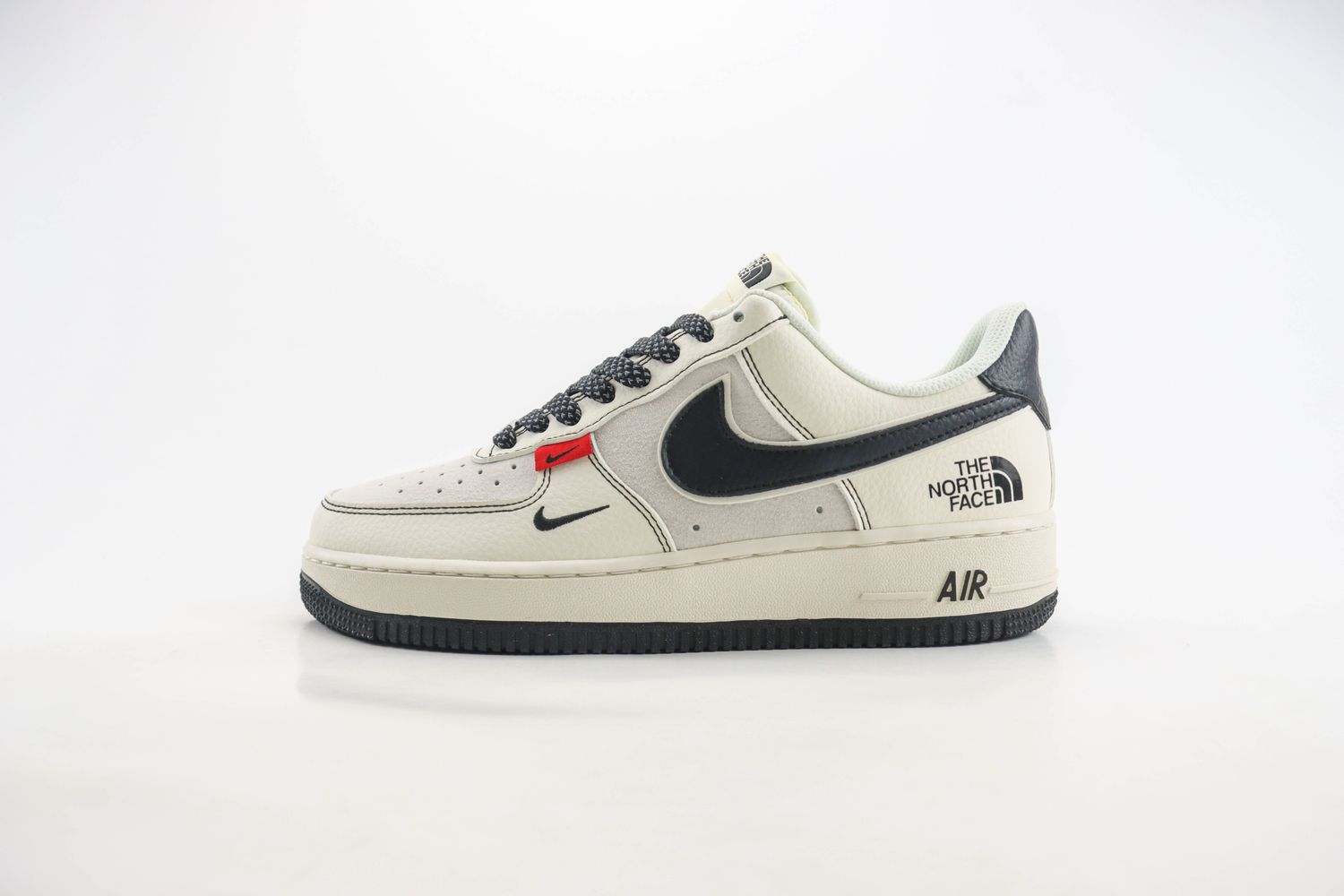 Nike Air Force 1 Low x the north face 19