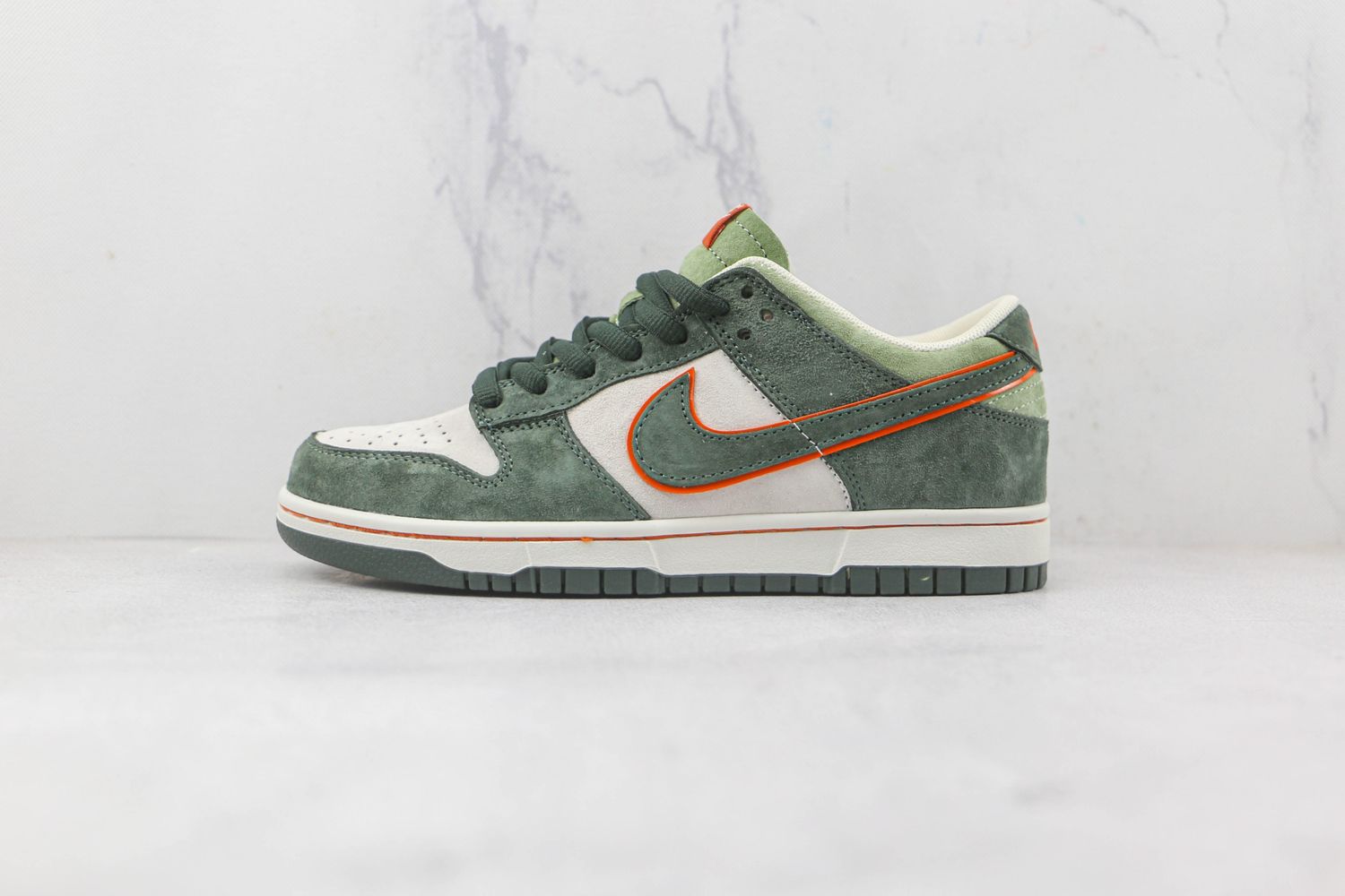 Otomo Katsuhiro x NK SB Dunk Low "Steamboy OST" 07