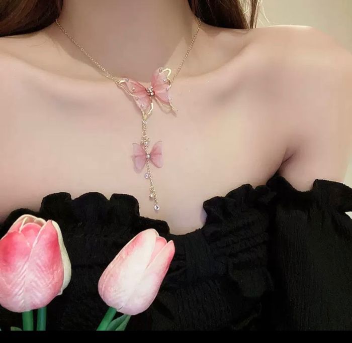 Эрвээхийтэй чокер