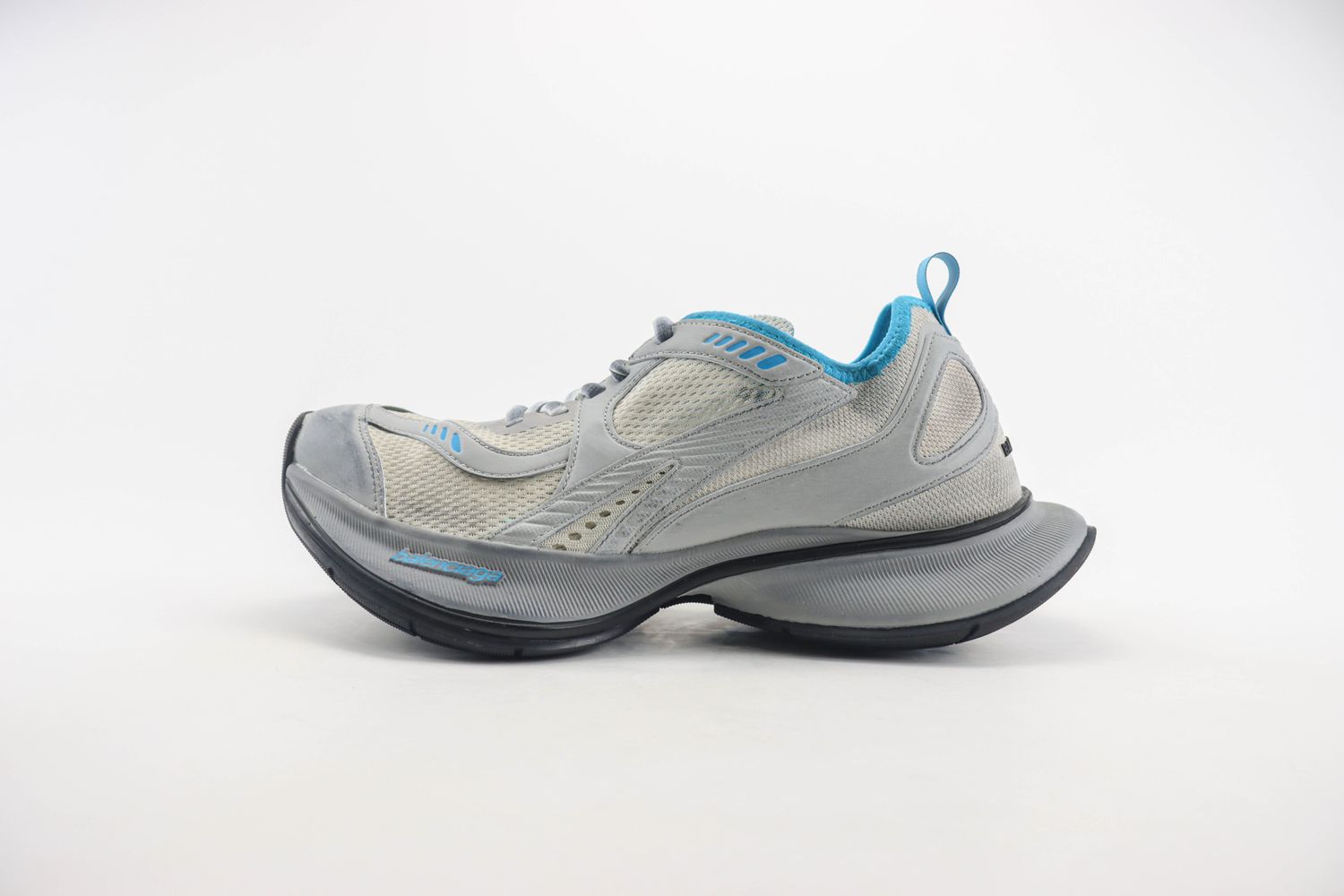  BALENCIAGA Circuit Sneakers