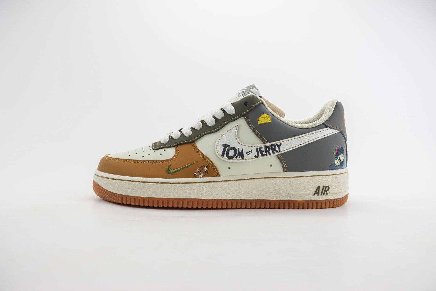 Nike Air Force 1 Low x "Tom and Jerry"