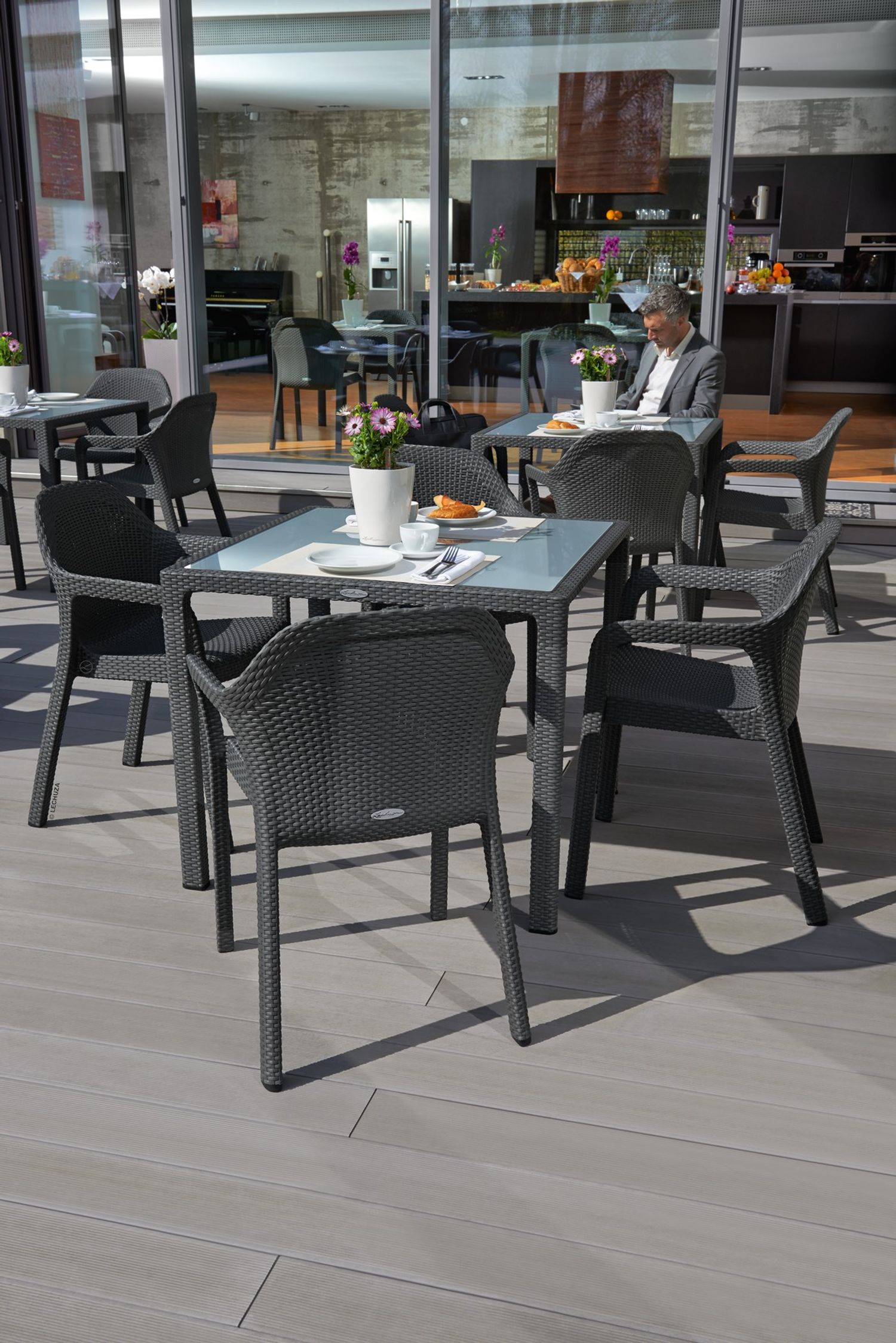 LECHUZAdining table 90x90