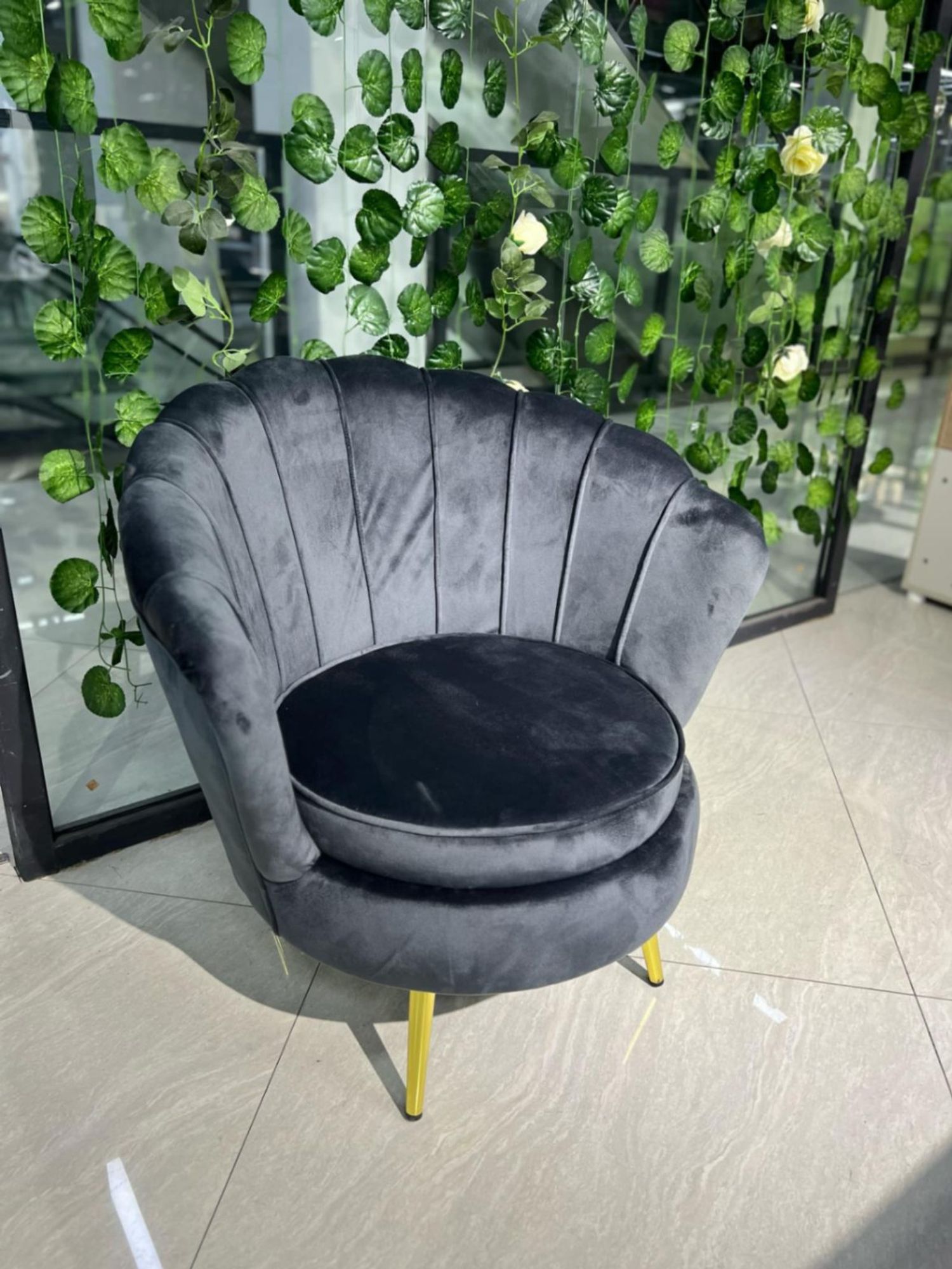 Сандал /Код: U-74 саарал/