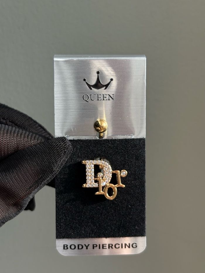 Хүйсний ээмэг