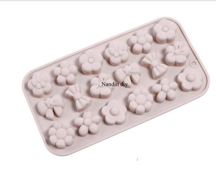 Цэцгэн чимэглэл хэв