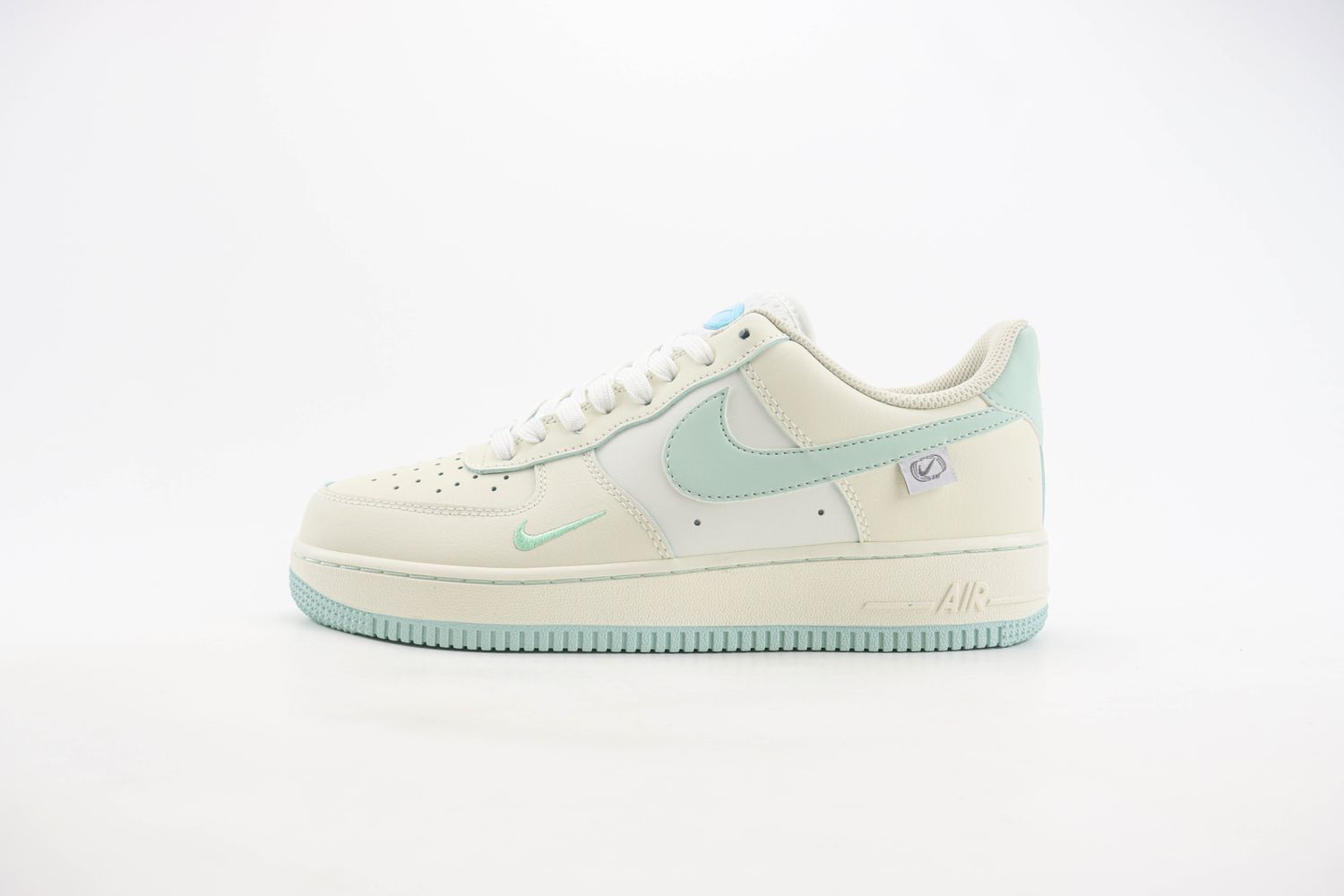 Nk Air Force 1'07 Low “Floating ice” 