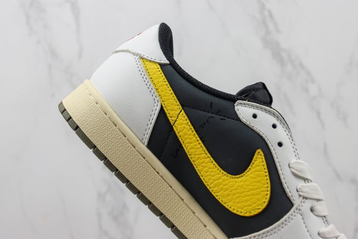  F Travis Scott x Fragment x Air Jordan AJ1 Low 18