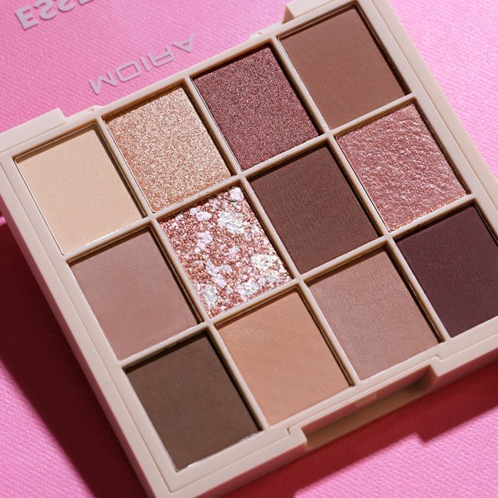Moira essential nudes palette