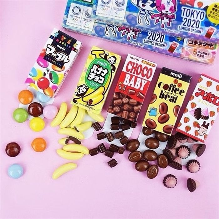 Шоколад олон төрлийн  